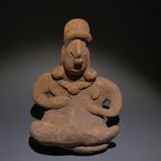Colima, Westkust van Mexico Terracotta Zittende figuur. 12,5