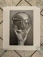 M.C. Escher (1898-1972) - Hand met spiegelende bol, Antiek en Kunst, Kunst | Tekeningen en Foto's