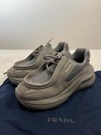 Prada - Veterschoenen - Maat: EU 41, Nieuw
