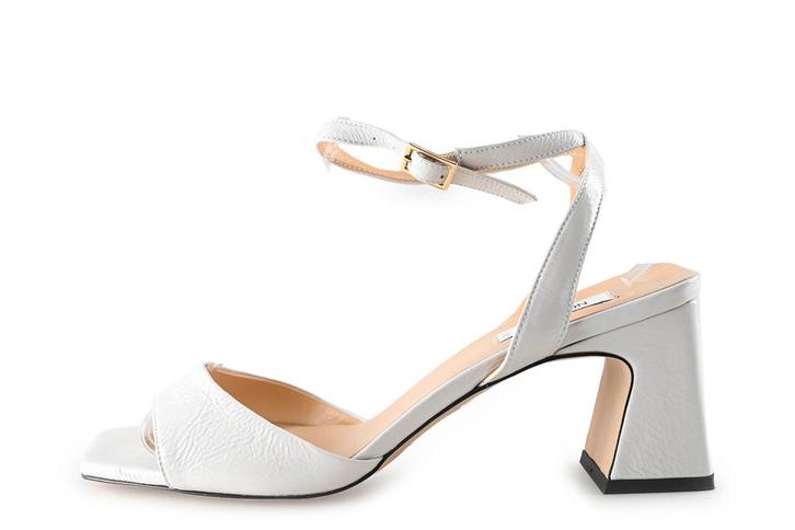 Notre-V Sandalen in maat 43 Wit | 10% korting, Kleding | Dames, Schoenen, Wit, Zo goed als nieuw, Sandalen of Muiltjes, Verzenden