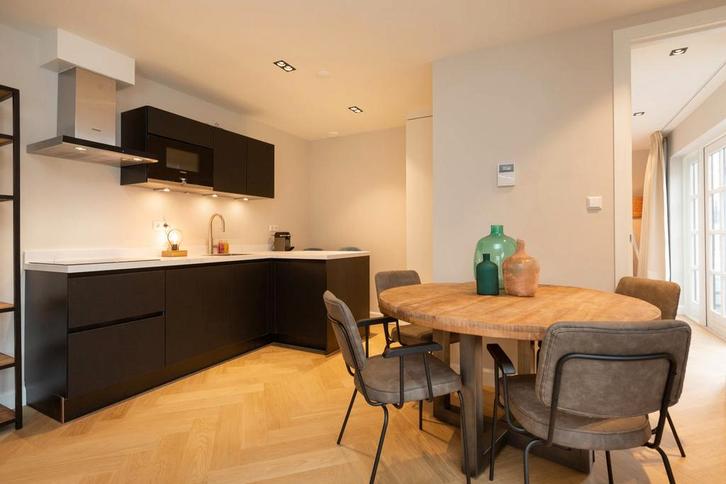 Te huur: Appartement Molenstraat in Den Haag, Huizen en Kamers, Huizen te huur, Zuid-Holland, Appartement