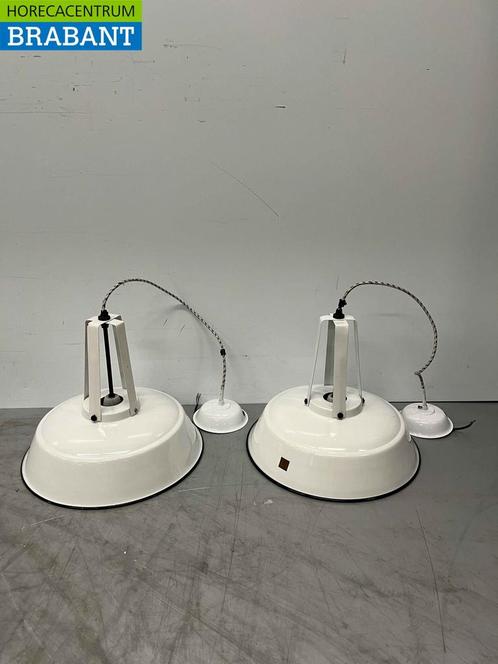Hanglamp Lamp 2 stuks 230V, Zakelijke goederen, Horeca | Meubilair en Inrichting, Gebruikt, Ophalen of Verzenden