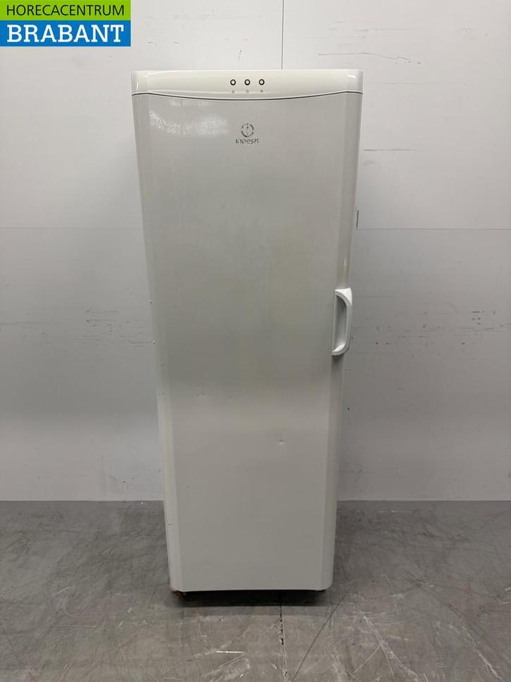 Indesit Vriezer 270 liter 230V Horeca, Zakelijke goederen, Horeca | Keukenapparatuur, Gebruikt, Ophalen of Verzenden