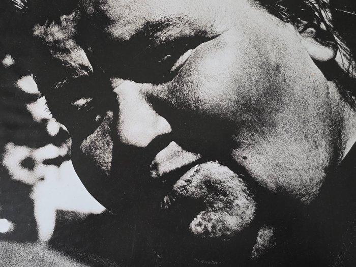 Michael Joseph (1941-) - Finnish Lady Nodding, Antiek en Kunst, Kunst | Designobjecten