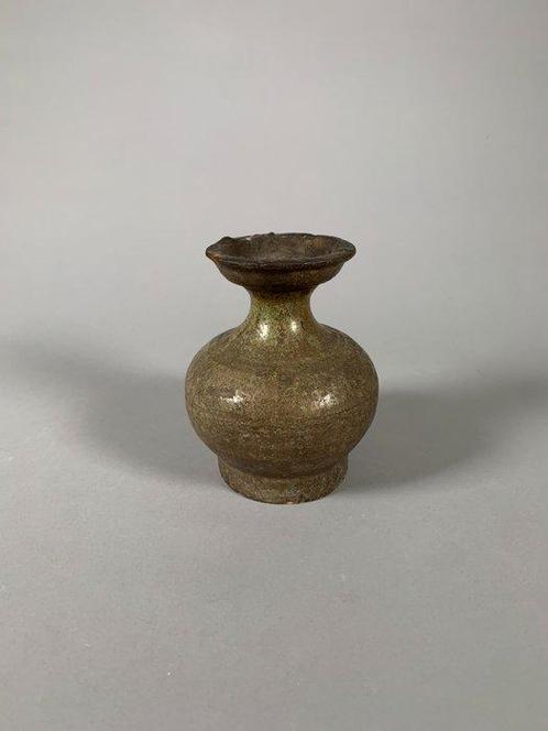 Oud-Chinees, Han-dynastie Terracotta Vaas - 14 cm, Antiek en Kunst, Antiek | Overige Antiek