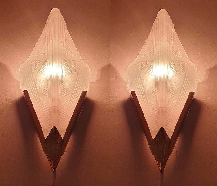 IKEA - Wandlamp - Glas, Messing, Metaal - Twee wandlampen, Antiek en Kunst, Antiek | Meubels | Stoelen en Banken