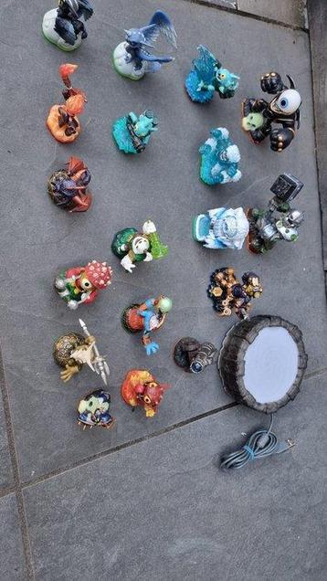 Figuur - Skylander figuren - Plastic beschikbaar voor biedingen
