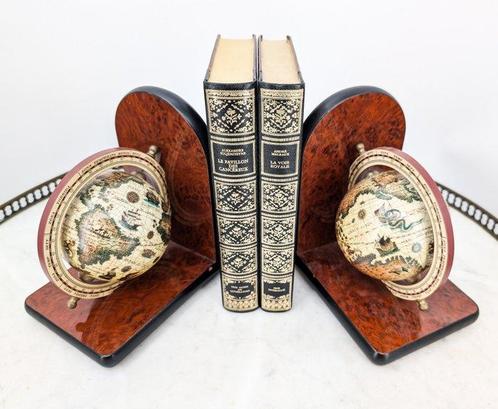 Serre-livres Globe terrestre antique - Boekensteunen (2) -, Antiek en Kunst, Curiosa en Brocante