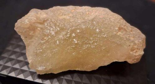 Libisch woestijnglas meteoorinsimpact - Hoogte: 15 cm -, Verzamelen, Mineralen en Fossielen