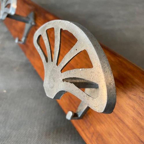 Kapstok - Aluminium, Hout, Italiaans middeleeuws design, Antiek en Kunst, Curiosa en Brocante