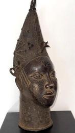 Tête de dignitaire au haut cimier - sculptuur - Nigeria