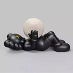 Kaws (1974) - Holiday Shanghai - Black, Antiek en Kunst