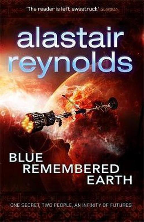 (01): Blue Remembered Earth 9780575088306 Alastair Reynolds, Boeken, Overige Boeken, Gelezen, Verzenden