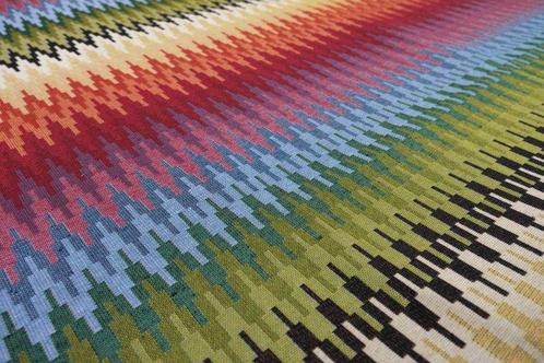 Costbaar GOBELIN-stof in 2D-multicolorpatroon - Textiel - 5, Antiek en Kunst, Antiek | Kleden en Textiel