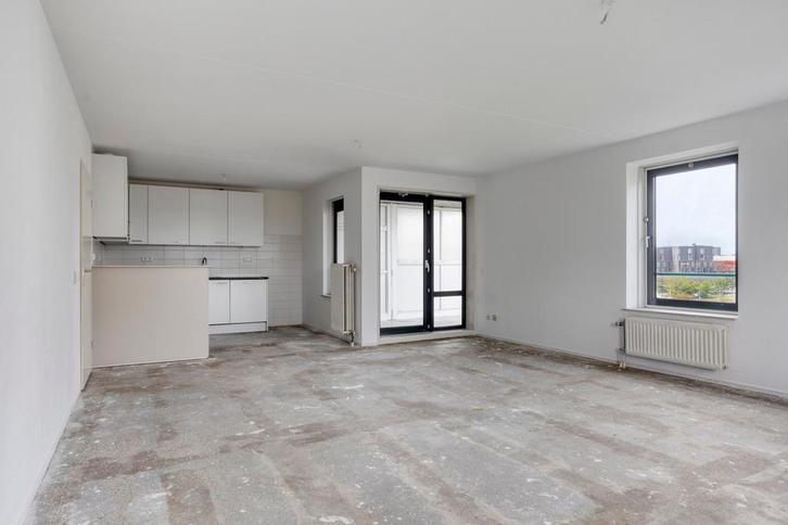 Appartement te huur 3 kamers, Almere, Huizen en Kamers, Huizen te huur, Direct bij eigenaar, Almere, Appartement