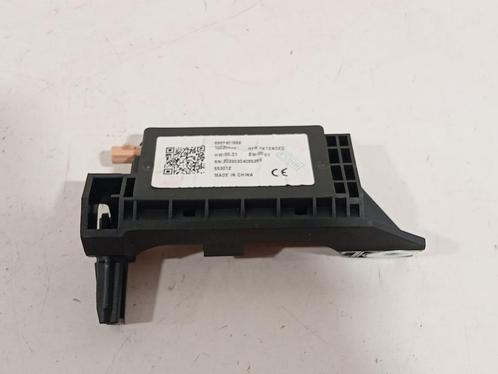 Antenne versterker     8889401558, Auto-onderdelen, Elektronica en Kabels, ARN erkend, Stiba lid, Erkend duurzaam, Gebruikt, Herkomst onderdeel bekend