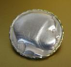Zilveren broche met kind, Karl Johann Bauer (1877-1914) -