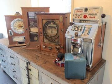 Antieke gokkast schietkast knikkerkast krachtmeter automaat beschikbaar voor biedingen