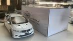 Otto Mobile 1:18 - Modelauto - Honda Civic Type R Mugen, Nieuw
