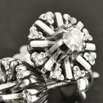 Oorbellen - 18 karaat Witgoud Diamant (Natuurlijk), Sieraden, Tassen en Uiterlijk, Oorbellen, Nieuw
