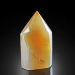 253g - Prachtige AGATE met QUARTZ obelisk uit Brazilië