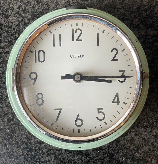 Wandklok - Citizen / slave klokje / 24V / ijzer / 1998 / #5, Antiek en Kunst, Curiosa en Brocante