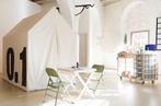 Emmy Polkamp - Pop-up hotel | To Many Places, Antiek en Kunst