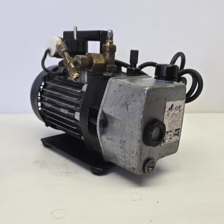 ITE MK-50-DS vacuümpomp | Nette Staat, Caravans en Kamperen, Luchtpompen, Nieuw, Ophalen of Verzenden