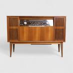 Vintage radiomeubel, muziekkast Loewe, Nieuw