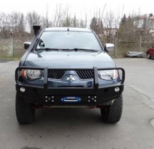 F4X4 - VOORBUMPER MITSUBISHI L200 IV 05-10, Auto-onderdelen, Carrosserie en Plaatwerk, Ophalen of Verzenden