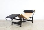 Cassina - Le Corbusier - Chaise longue (1) - LC4 Louis, Antiek en Kunst, Kunst | Schilderijen | Klassiek