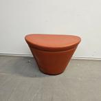 Montis design hocker by Fabian Cup door Simon Pengelly - ora, Huis en Inrichting, Banken | Voetenbanken en Poefen, Ophalen of Verzenden