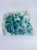 Indrukwekkende blauwgroen fluorietcluster uit, Verzamelen, Mineralen en Fossielen