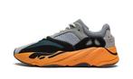 Adidas Yeezy Boost 700 V2 Wash Orange - Maat 42 EU, Kleding | Heren, Schoenen, Ophalen of Verzenden, Nieuw, Yeezy