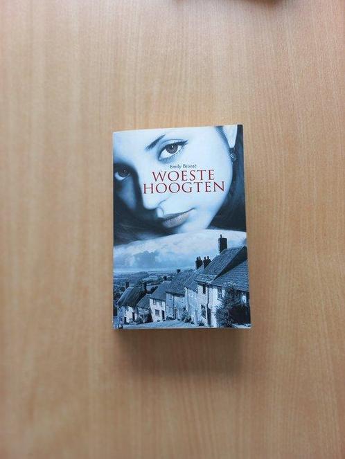 Woeste hoogten 9789085198826 Brontë, Boeken, Overige Boeken, Gelezen, Verzenden