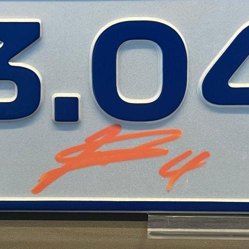Nummerplaat (1) - F1 BAHRAIN Circuit 2025 - signed by the, Verzamelen, Automerken, Motoren en Formule 1