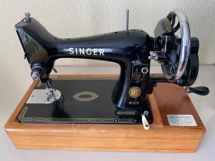 Singer 99K Naaimachine - Gietijzer - Handmatige kruk, Antiek en Kunst, Kunst | Designobjecten