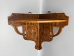 kerfsnede hoekkast console - Wandrek - Hout, Antiek en Kunst, Curiosa en Brocante