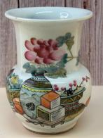 Pot - Mooi pot, gesigneerd. - Porselein
