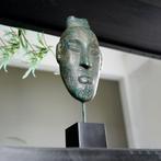 sculptuur, NO RESERVE PRICE - Maori Mask Sculpture on Stand, Antiek en Kunst, Kunst | Designobjecten