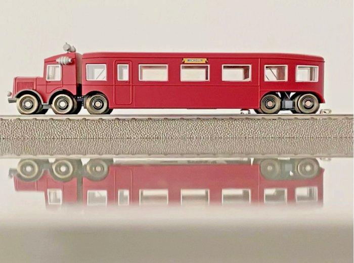 Märklin H0 - 3124 - Modeltrein motorwagen (1) - Rode, Hobby en Vrije tijd, Modeltreinen | H0