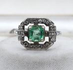 Ring - 18 karaat Witgoud Smaragd, Sieraden, Tassen en Uiterlijk, Antieke sieraden