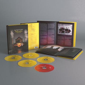 Marillion - This Strange Engine (Deluxe Ed) 4 CDs, 1 Blu-Ray beschikbaar voor biedingen