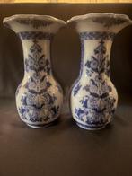 Petrus Regout - Vaas (2) - Faience - P-110 PARA WAZONÓW, Antiek en Kunst