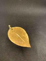 blad - Hoogte: 6.7 cm - Breedte: 3.4 cm- 1.8 g - (1)