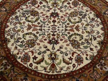 Sarouck - Gereinigd - Vloerkleed - 155 cm - 155 cm beschikbaar voor biedingen