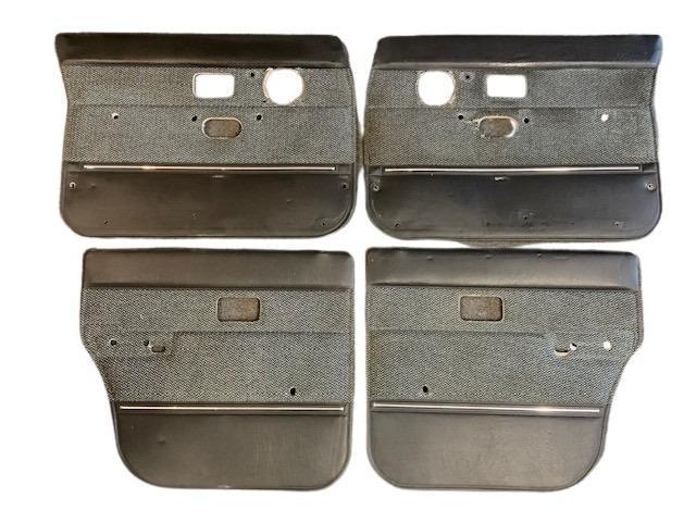 Volvo Bekleding 244+245 deurpaneel lins achter beige Volvo o, Auto-onderdelen, Interieur en Bekleding, Nieuw, Volvo, Verzenden