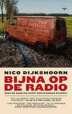 Bijna op de radio (9789400409040, Nico Dijkshoorn), Boeken, Nieuw, Verzenden