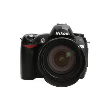 Nikon D70 + 18-70mm 3.5-4.5 G