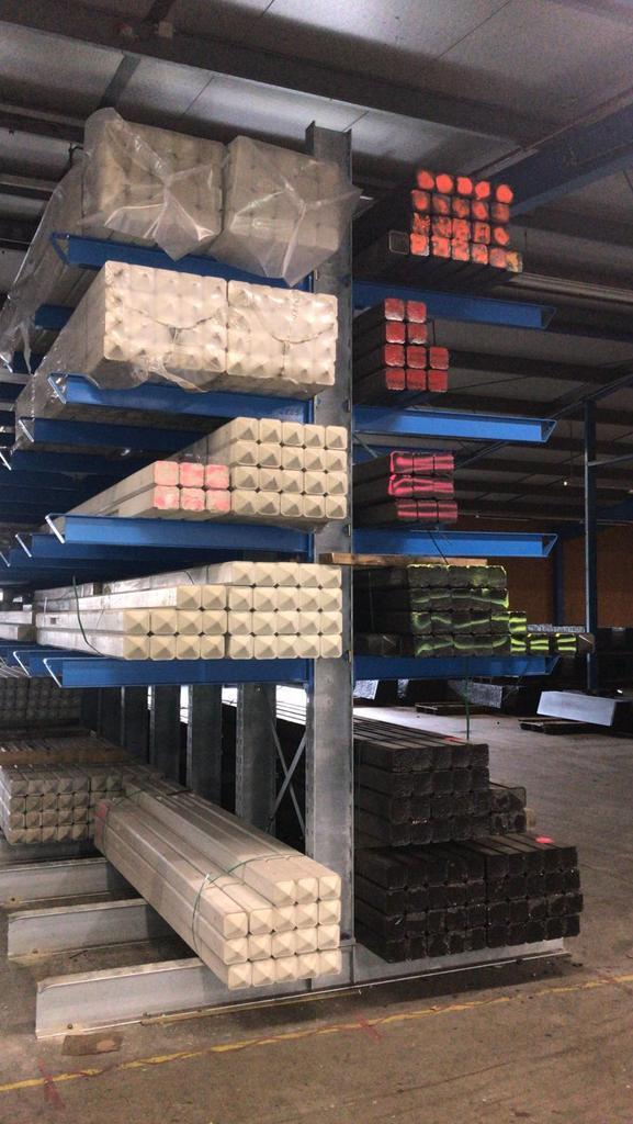 Draagarmstelling dubbel 4,0 m hoog en 1,2 m diep met 6 niv., Zakelijke goederen, Kantoor en Winkelinrichting | Magazijn, Stelling en Opslag